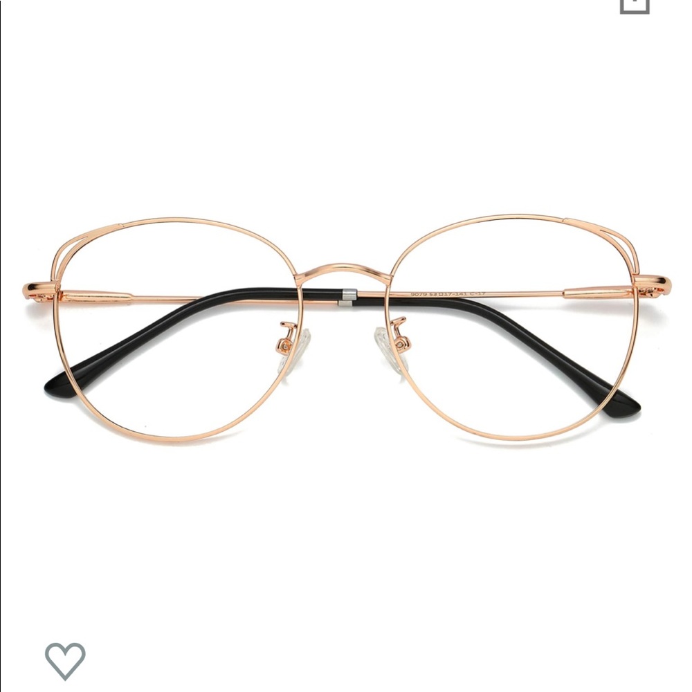 SOLD!!! NWT 🏷 SOJOS BLUE LIGHT GLASSES